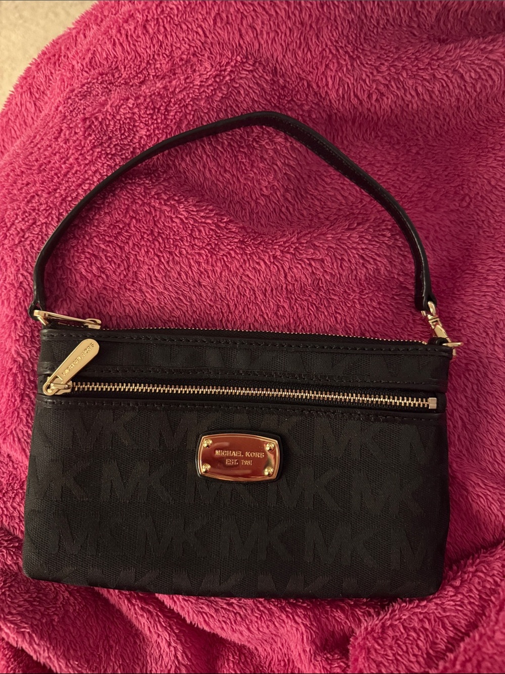 MICHAEL Michael Kors Black Logo Wristlet Clutch